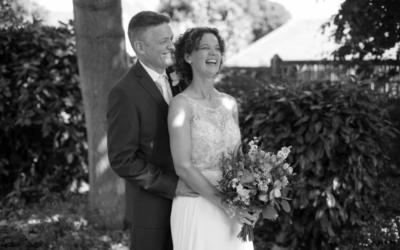 Bridgnorth Castle Garden Wedding – Rachel & John